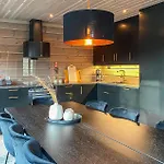 4 Bedroom Amazing In Stryn