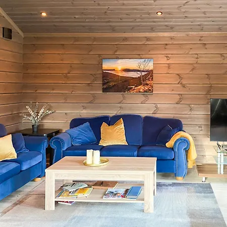 4 Bedroom Amazing In *