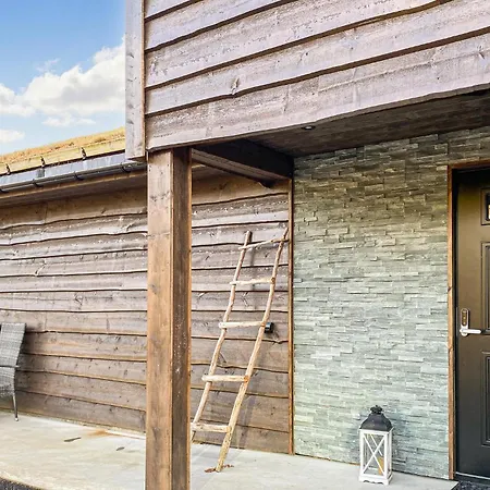 4 Bedroom Amazing In Feriehus *