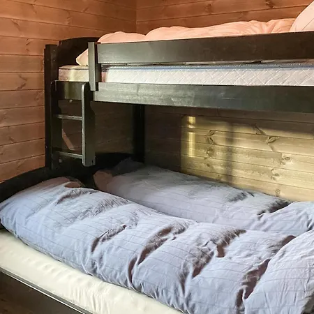 Feriehus 4 Bedroom Amazing In Stryn