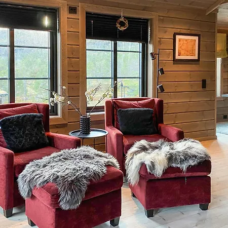 4 Bedroom Amazing In Stryn