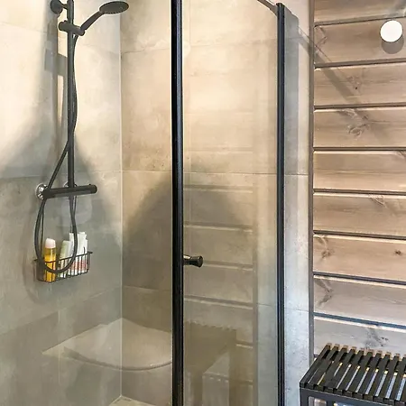 4 Bedroom Amazing In Feriehus *