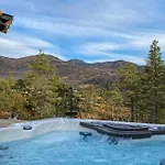 Σπίτι διακοπών 4 Bedroom Amazing In *