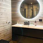 4 Bedroom Amazing In Σπίτι διακοπών Stryn