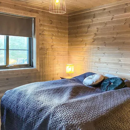 4 Bedroom Amazing In Prázdninový dům *